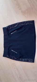 Dívčí oblečení 146 - 3