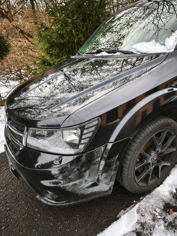 Na náhradní díly nebo opravu - 3