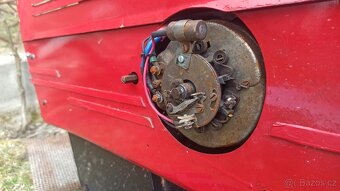 Zahradní traktůrek-freza - 3