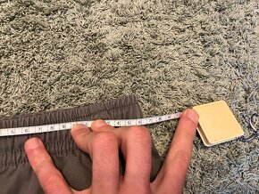 Šortky Marks & Spencer šedé pas 97cm - 3