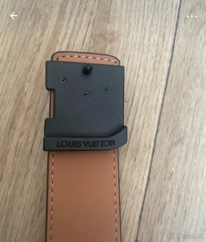 Louis v pásek - 3
