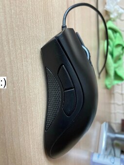 Herní myš Razzer Deathadder essential - 3