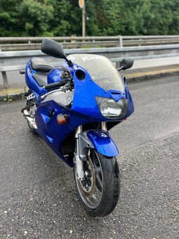 Kawasaki Zxr 400 - 3
