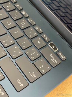 Notebook ASUS ZenBook - i5/8GB/512GB/WIN 11 - 3
