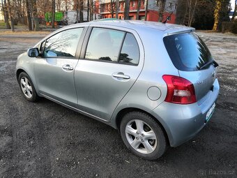 Toyota Yaris II automat - 3