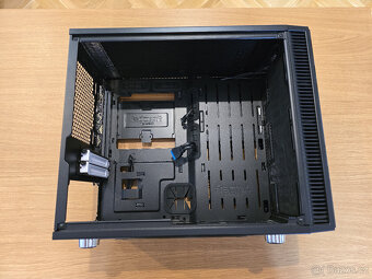 Skříň Fractal Design Define Nano S (window, mITX) - 3