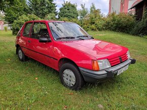 Peugeot 205 - 3