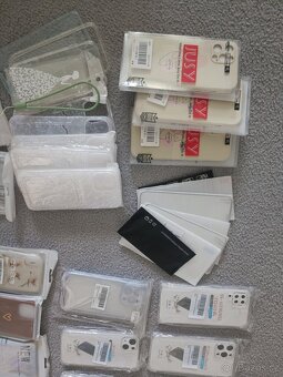 Obaly a kryty na iPhone, Samsung - 3