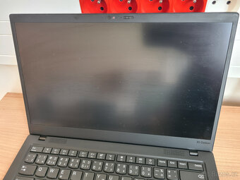 ThinkPad X1 Carbon 7th i5-8365U/16GB/512GB/14"IPS/Win11Pr - 3