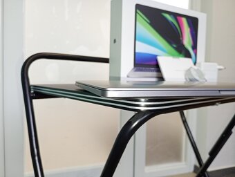 MacBook PRO 13 palců Apple M1 chip 8 RAM 256 SSDx NOVÝ jen 4 - 3