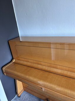 pianino Petrof - 3