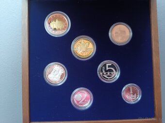 Sada oběžných mincí proof ČR 2015 - dřevěná etue - vzácná - 3