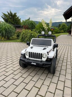 Elektrické autíčko Jeep Rubikon 4x4 - 3