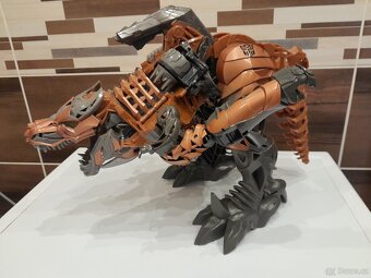 ROBOTO-SAURUS 2v1 - 3