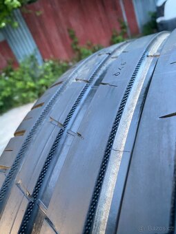 255/55 R20 110Y Nokian 4x7mm dot1020 Letní - 3