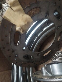 Drátěná kola Triumph Bonneville - 3