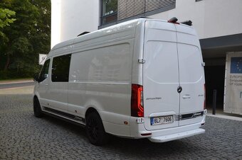 Mercedes-Benz Sprinter 319 Camper Family - 3
