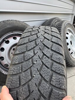 Zimní kola nokian 175/70 R14 4x100 střed 54,1 - 3