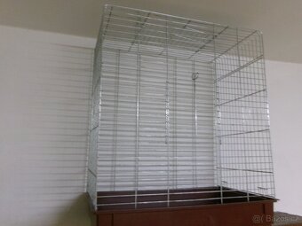 Velká klec pro papoušky nebo drobotinu. - 3