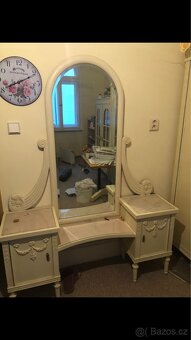 Prodám luxusní set nábytku ve stylu Ludvík XVI. - 3