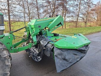 Čelní disková sekačka john deere - 3