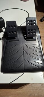 Herní volant logitech - 3