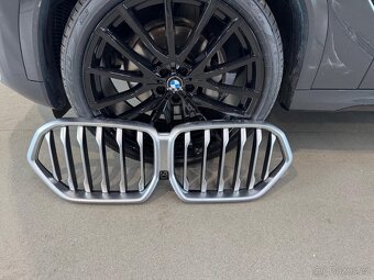 Přední podsvícená maska BMW X6 - 3