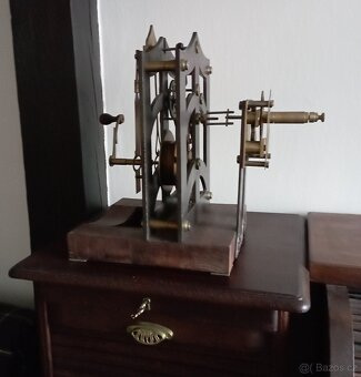 Hodinový stroj věžních hodin - 3