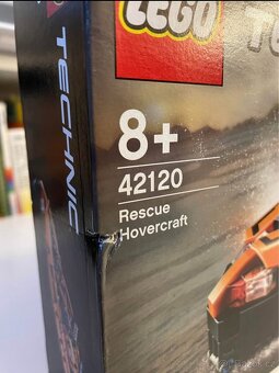 LEGO Technic 42120 Záchranné vznášedlo - 3