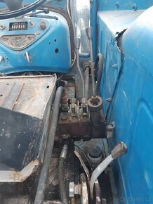 čelní nakladač Zetor 4011 - 3