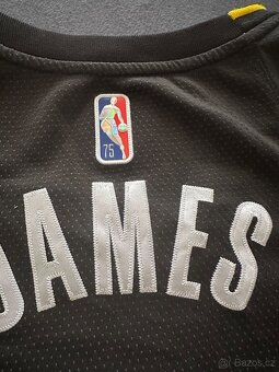 NBA dresy - 3