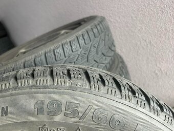 Zimní pneumatiky 195/60 R15 / disky 4108 6JX15H2 ET 52.5 - 3