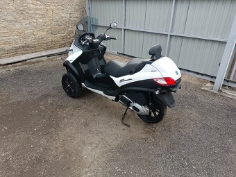 Piaggio mp3 300LT Bílá Cz doklady v ceně - 3
