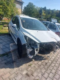 Peugeot 308 - 3
