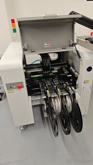 SMT Osazovací automat pick and place SMT550 - 3