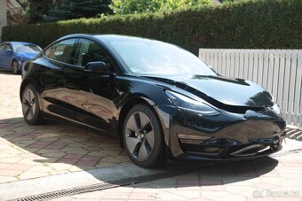 Tesla 3 AWD Long Range 12/23 - havarované - DPH - 3