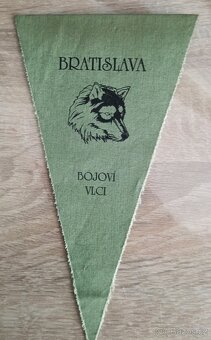 Trampská vlaječka " Bojoví vlci-Bratislava" - 3