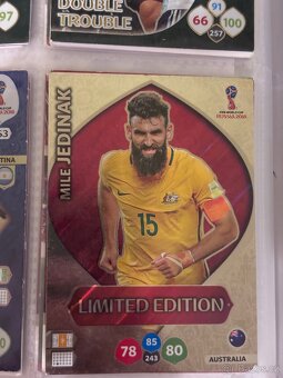 Sběratelské fotbalové kartičky Panini - 3
