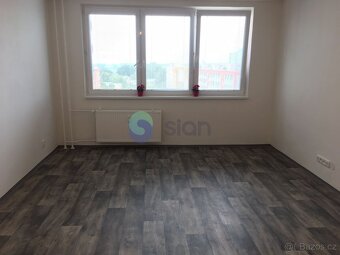 Podnájem bytu 1+kk 32 m2, ul. Jana Maluchy 127/9, Ostrava -  - 3