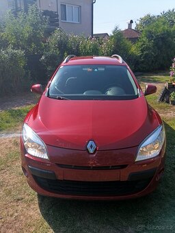 Renault Megane 1.6 i 80 kW grandtour benzín - 3