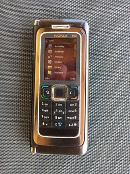 Nokia E90 - 3