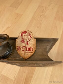 Historická cínová lahev na šnaps - 3