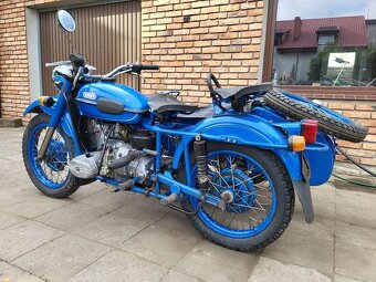 Ural,Dněpr IMZ se sidecar 650 - 3