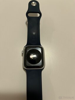 Apple Watch SE 2022  44mm - 3