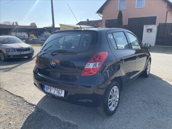 Hyundai i20 1,4 i KLIMA,VÝHŘEV SED. - 3