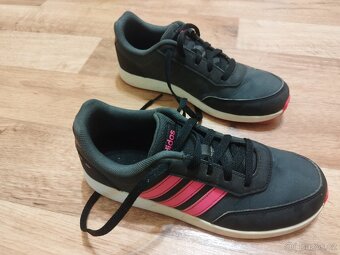 dívčí obuv Adidas vel. 38 - 3