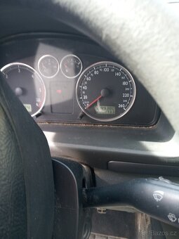 Seat alhambra - 3