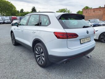VW Touareg 3.0 V6 TDi 170kW Tiptronic - ČR - 21.000 km - 3