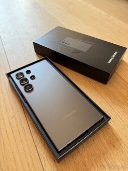 Samsung Galaxy S24 Ultra 12/256GB černý - 3