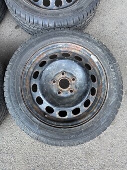 Sada zimních kol 5x112 Kumho I’ZEN KW27 205/55 R16 - 3